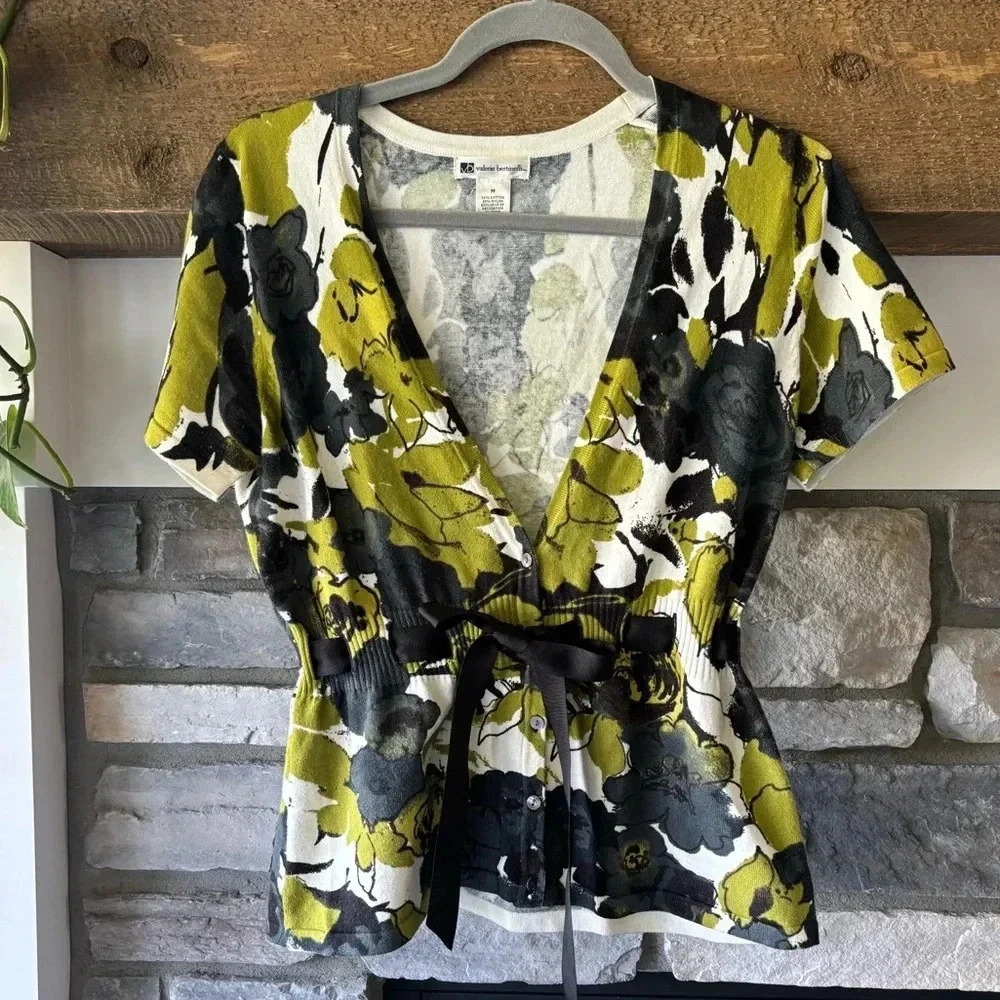 Valerie Bertinelli Sweater womens M Black Green Floral art shaggy tweed